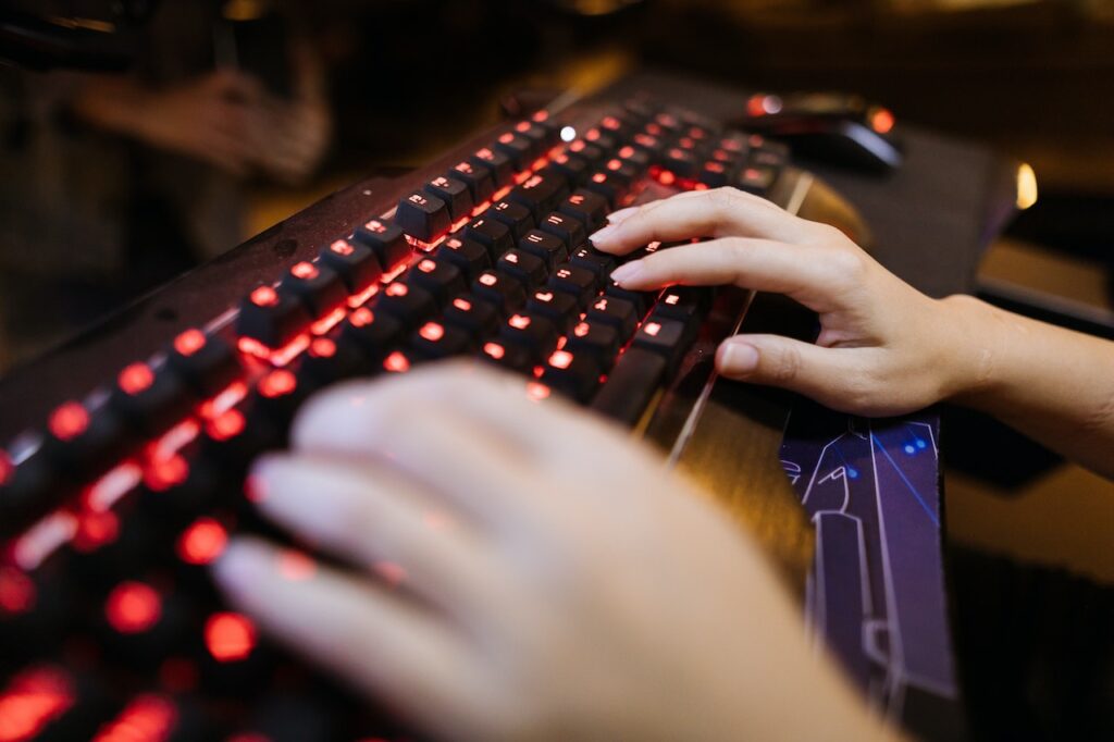 ASUS ROG Strix SCAR 16 G634 – gamingowy kolos w kompaktowej formie